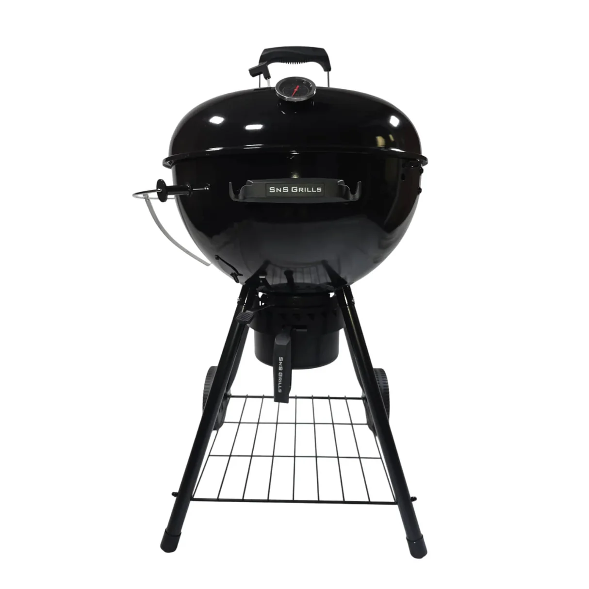 Slow 'N Sear Kettle Black Edition 22-inch with patented two-zone insert and EasySpin grate — Best for Low-and-Slow pick in Smoke and Lump's Best UK Charcoal Kettle guide
